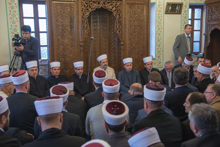 aapicture201511286922646web