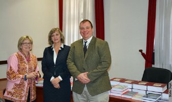 Uehar uručila Ustavnom sudu CG  opremu vrijednu od 7,000 dolara