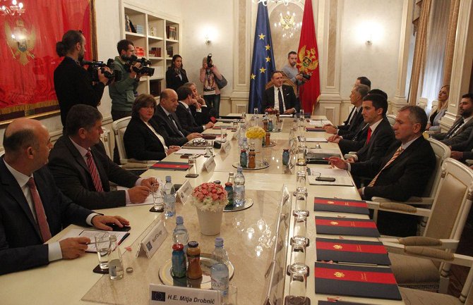 SDP, Demos i URA čekaju odgovor DPS-a o Tivtu