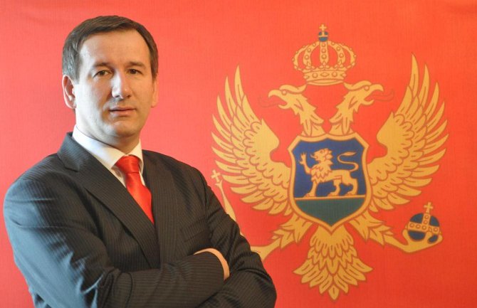 Međedović: Ulaganje stranih investitora uslovljeno stepenom sigurnosti njihovog kapitala