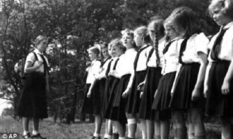 Kuvarica iz Hitlerovog doba: Nacisti su se svađali ko će da spava sa mnom (Video)