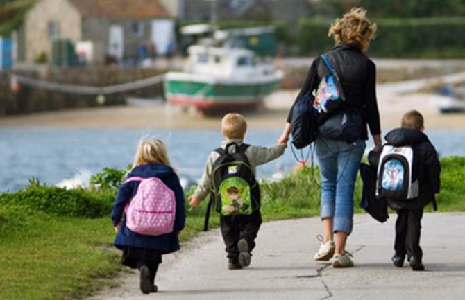 PG: Evidentirana 332 zahtjeva za naknadu za majke sa troje i više djece