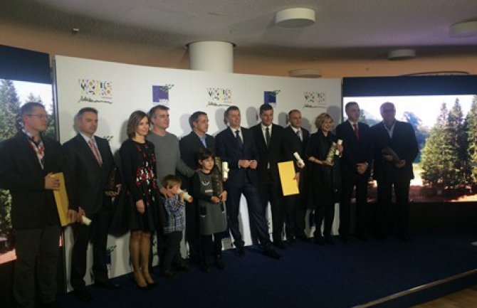 Dodiljene godišnje nagrade „Wild Beauty Award 2015“