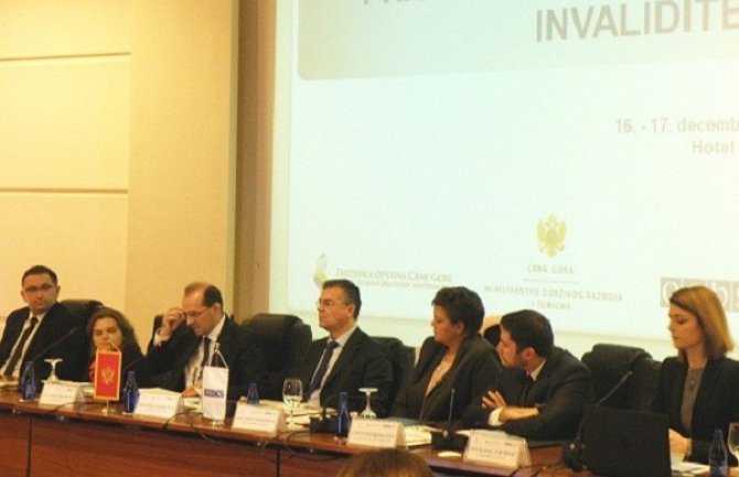 Obezbijediti ostvarivanje ljudskih prava svima