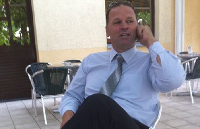 Palj Drešaj podnio ostavku