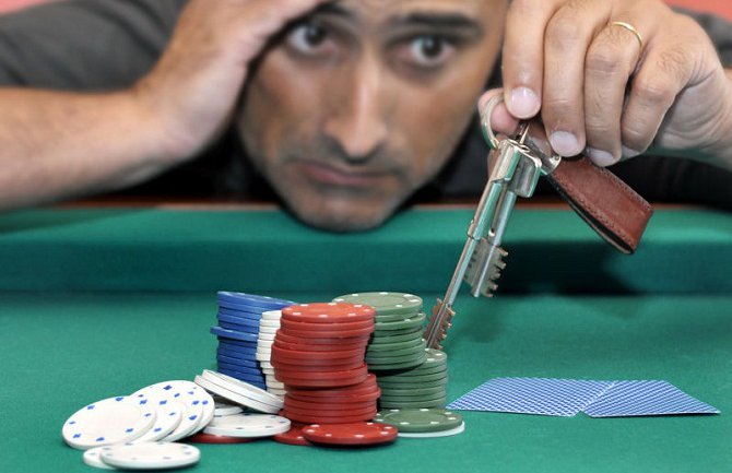 Maloljetničko kockanje: Počinju već sa 12 godina