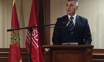 Pokretanje pitanja povjerenja Vladi prilika da se isprse oni koji su prijetili njenim obaranjem