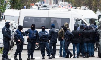 Uhapšen deseti osmunjičeni za napade u Parizu