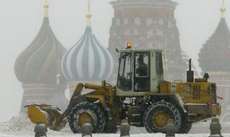 Ovako to rade Rusi: Za jedan dan uklone snijeg sa ulica (FOTO)