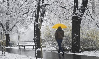 Danas pljuskovi sa grmljavinom, na sjeveru snijeg