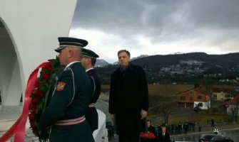 Vujanović položio vijenac na spomenik junacima Mojkovačke bitke