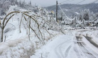 Dvije osobe pronađene mrtve u snijegu