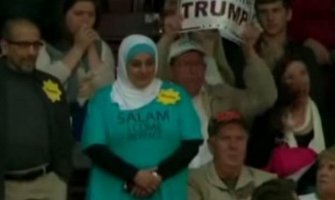 Tramp istejrao muslimanku sa njegovog predizbornog skupa