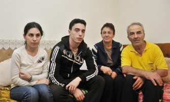 Trošna kuća porodice Memčević pretvorena u novi i topli dom