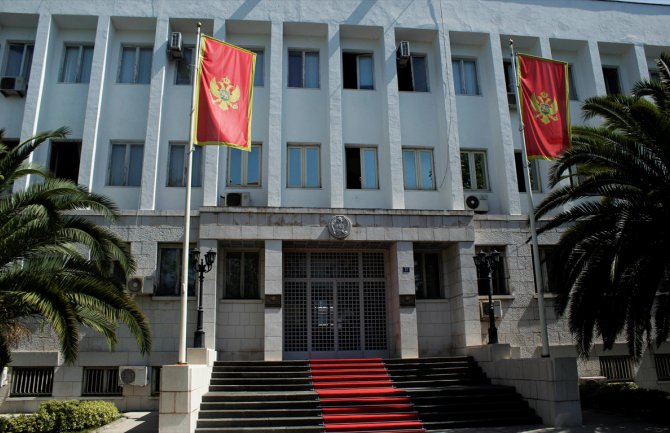 Crnogorska dijaspora u domovinu poslala 275,7 miliona eura