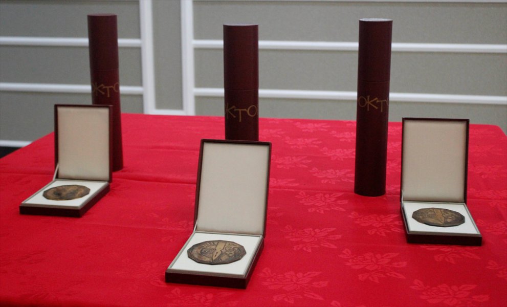 201601172138403544633096Web