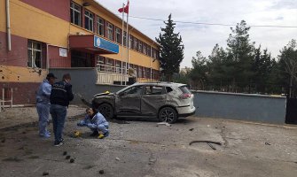 Eksplozija u dvorištu škole: Ranjene četiri osobe