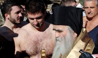 Ivan Kukuličić najbrži plivač u hladnoj Morači (Foto)