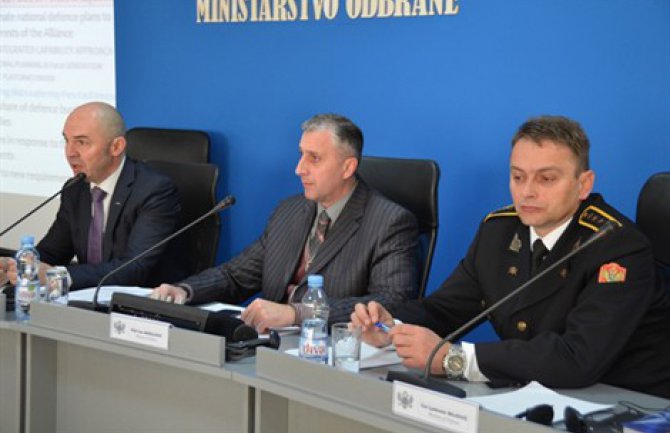 MO i VCG upoznati s planiranjem odbrane u NATO