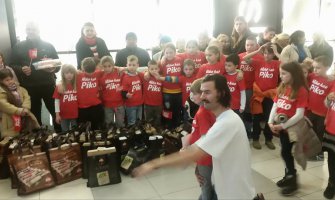 Obradovali 30 porodica