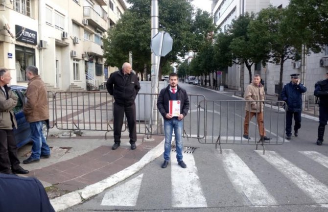  Demokrate: Glas protiv ove Vlade je glas za državne interese