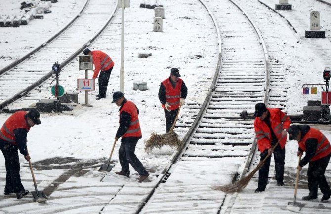 Sto hiljada Kineza zbog snijega zaustavljeno  na jugu zemlje 