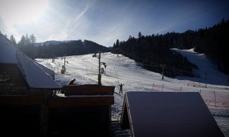 Na crnogorskim skijalištima 20 cm snijega