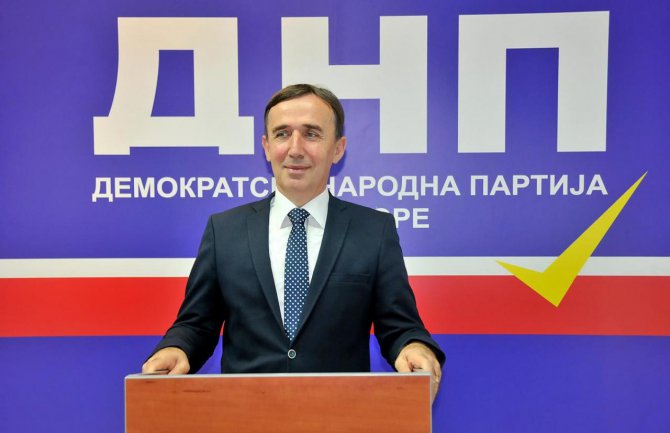 Lakušić: Pokretanje postupka za smjenu Zorana Glomazića zbog uvrede upućene novinarki 