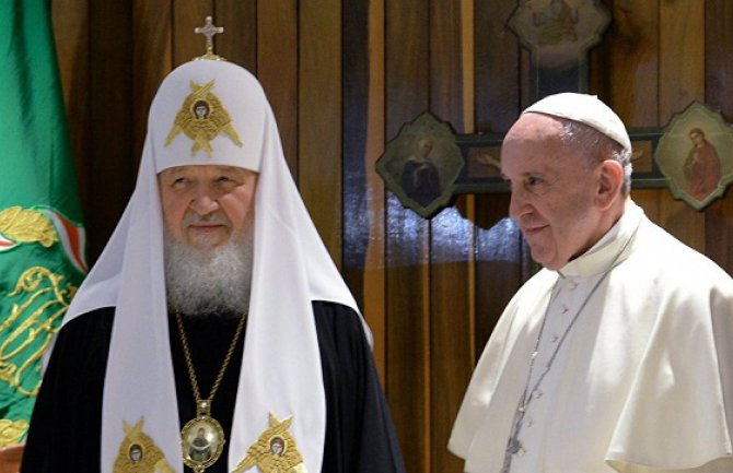 Patrijarh Kiril i papa Franja: Zaustavite stradanje hrišćana!