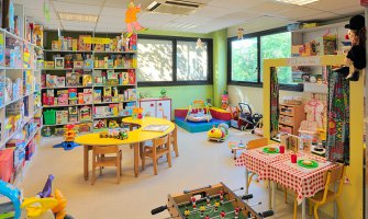 Volonteri drže besplatne časove djeci u Igračkoteci