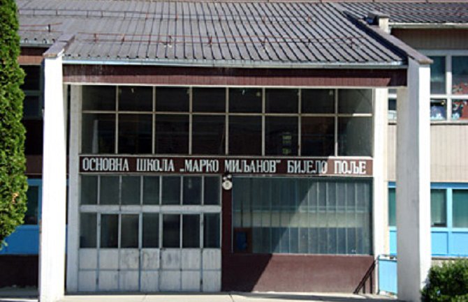 Gradonačelnik će primiti Aldina i Darka koji su našli 500 eura u dvorištu škole