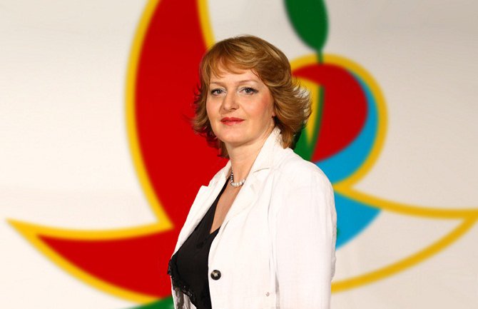 Rektorka voli CG ali pare ne prepušta nikome