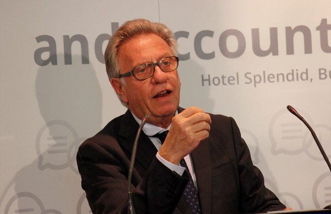 Pristupanje EU i NATO-u važan trenutak, ne smijete propustiti priliku