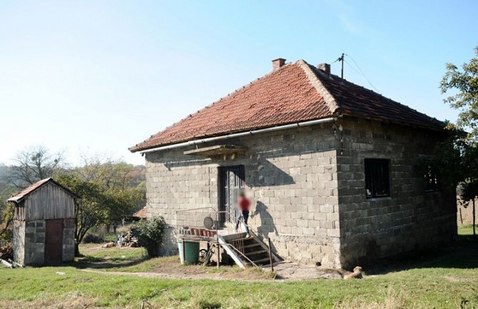 Petnaestogodišnja djevojčica zatrudnjela s maloljetnim bratom 