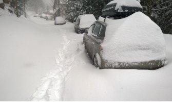 Češka: Hiljade ljudi ostalo bez struje nakon obilnih snježnih padavina