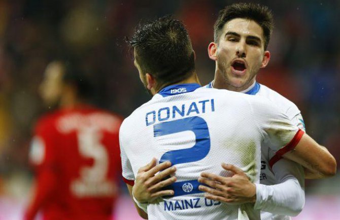 Poraz Bajerna, pobjeda Dortmunda