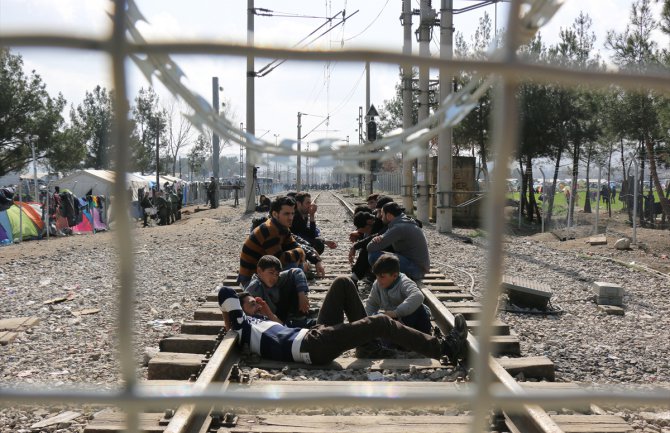 Migranti blokirali prugu na grčko-makedonskoj granici 