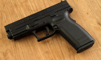 Nesrećan slučaj: Ubio se dok je pravio selfi sa pištoljem!