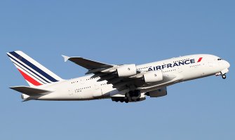 Francuski avion izbjegao sudar sa dronom 