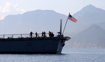 Američka mornarica gubi mornare zbog viška kilograma