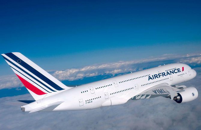 Putnica u ručnom prtljagu sakrila jednogodišnje dijete