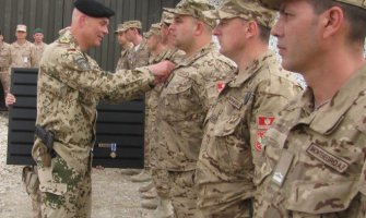 Crnogorskim vojnicima dodijeljene NATO medalje