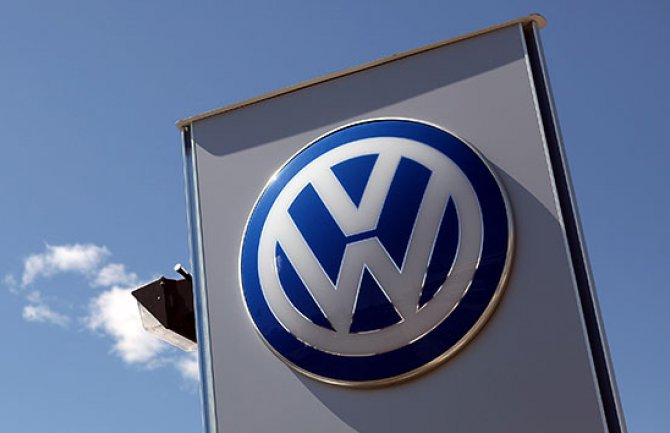 Volkswagenova globalna prodaja u februaru pala za 1,2 posto