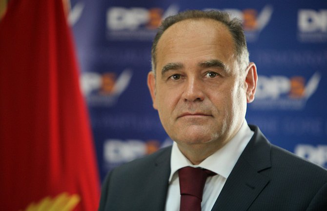 DPS za dijalog, ali bez ultimatuma i ucjena