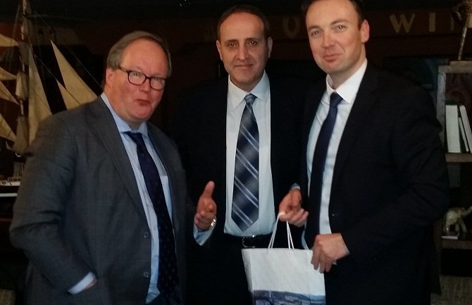 Liberalima podrška iz Evrope i Internacionale