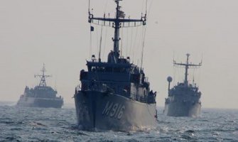 Tri NATO broda stižu u luku Bar