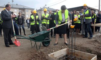 Položen kamen temeljac za izgradnju 120 stanova na Koniku