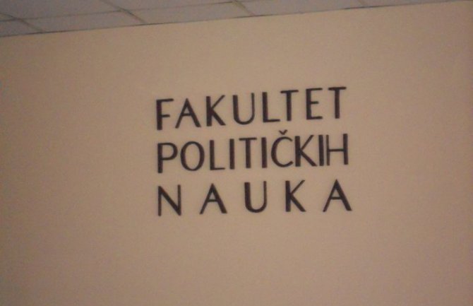 Studenti koji su se žalili na Mujovića većinom položili 