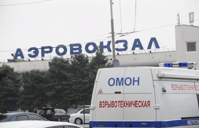 Rusija: Evakuacija završena, aerodrom radi (VIDEO)