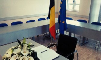 Povodom terorističkih napada u Briselu ovorena knjiga žalosti